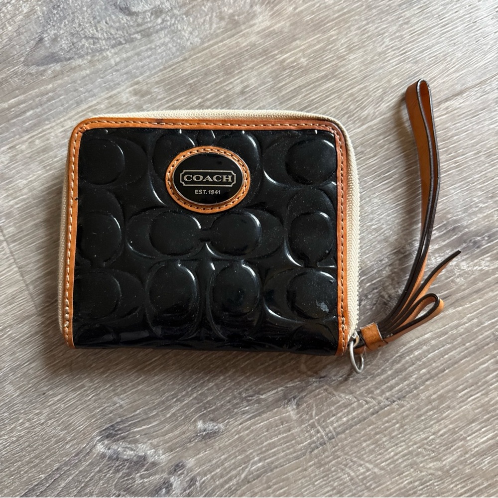 Coach Black Patent Leather Wallet Peyton wristlet